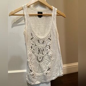 White Scoop Neck Sleeveless Tank Top with Cut Out Embellished Design